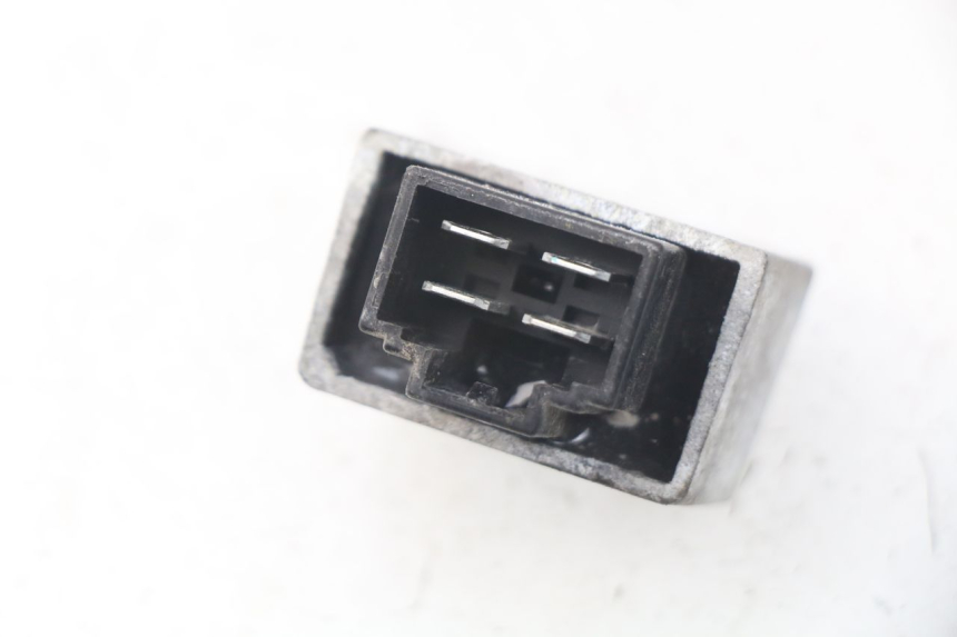 photo de LAADREGELAAR PEUGEOT LUDIX 50 (2008 - 2017) - Zoom op gebruiksstaat