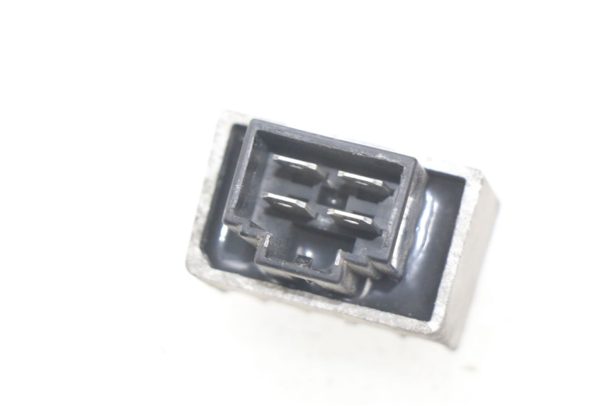 photo de LAADREGELAAR PEUGEOT LUDIX 50 (2008 - 2017) - Zoom op gebruiksstaat