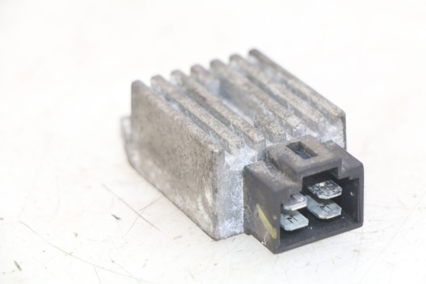 photo de LAADREGELAAR PEUGEOT LUDIX 50 (2005 - 2007) - Zoom op gebruiksstaat