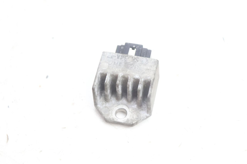 photo de LAADREGELAAR PEUGEOT LUDIX PRO 2T 50 (2010 - 2017) - Detail van het onderdeel