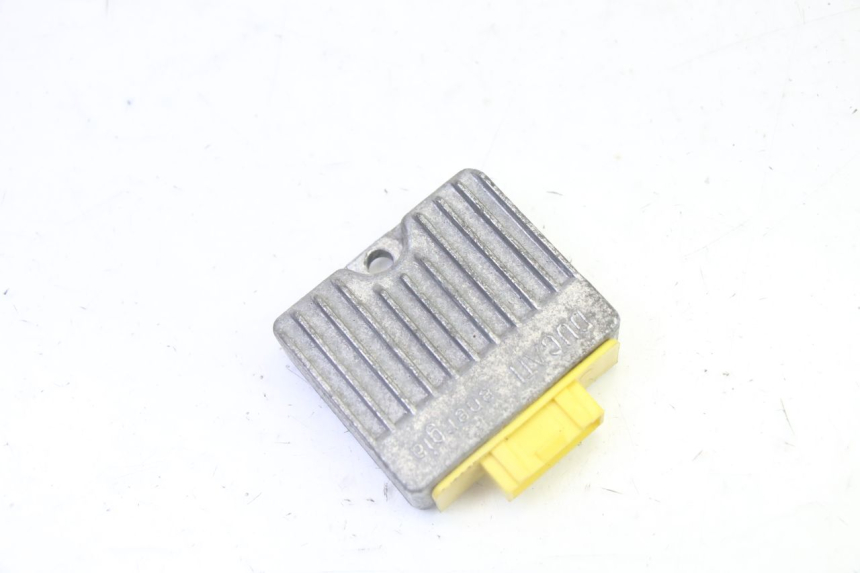 photo de LAADREGELAAR PIAGGIO LXV 4T 50 (2009 - 2013) - Detail van het onderdeel