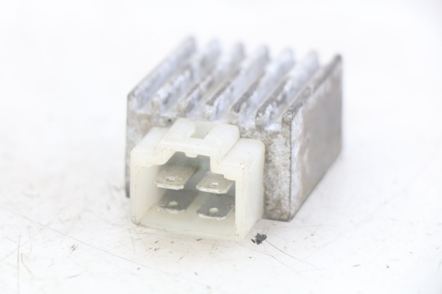 photo de LAADREGELAAR SYM MIO 50 (2011 - 2017) - Detail van het onderdeel