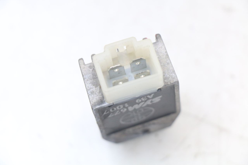 photo de LAADREGELAAR SYM MIO 50 (2011 - 2017) - Zoom op gebruiksstaat