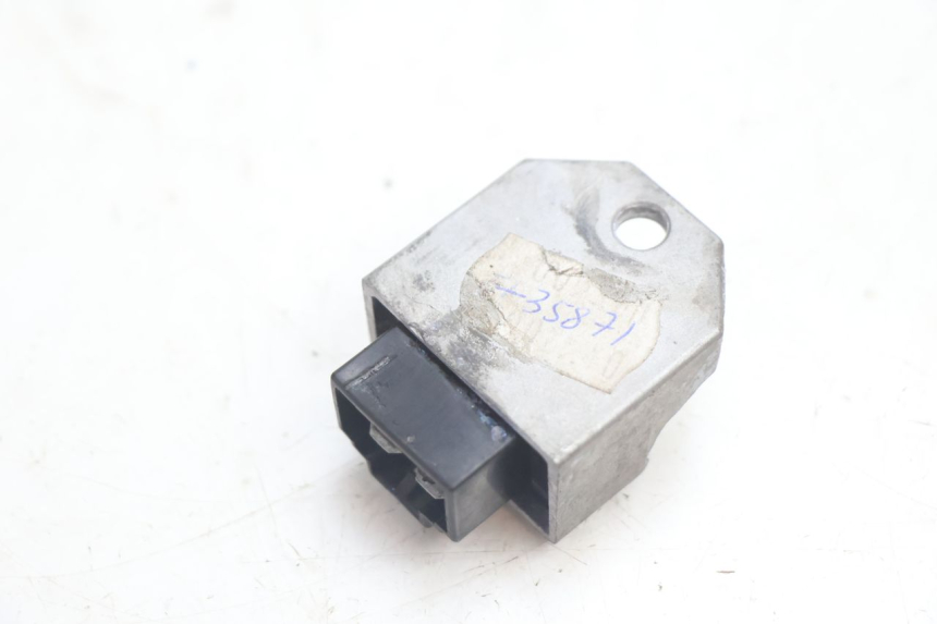 photo de LAADREGELAAR SYM MIO 50 (2005 - 2010) - Zoom op gebruiksstaat