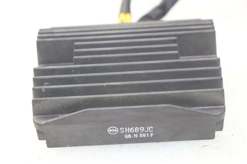 photo de LAADREGELAAR PIAGGIO MP3 HPE 500 (2019 - 2022) - Detail van het onderdeel