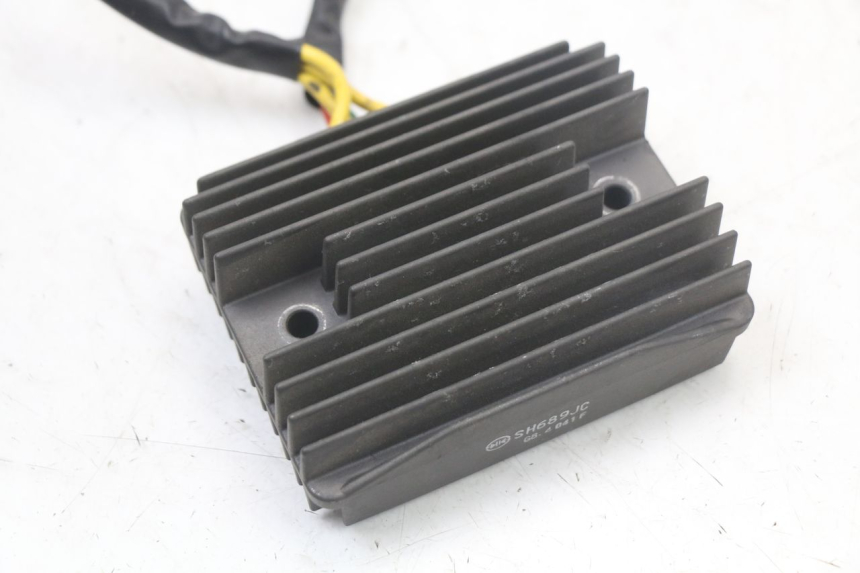 photo de LAADREGELAAR PIAGGIO MP3 HPE 350 (2018 - 2020) - Zoom op gebruiksstaat