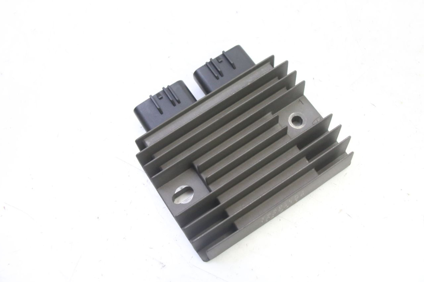 photo de LAADREGELAAR PIAGGIO MP3 HPE 310 (2024 - 2025) - Detail van het onderdeel