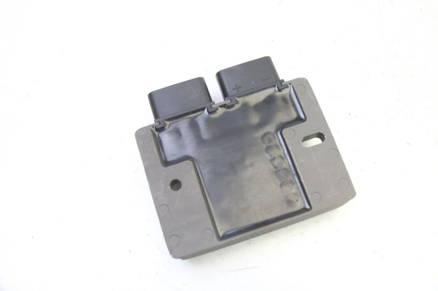 photo de LAADREGELAAR PIAGGIO MP3 HPE 310 (2024 - 2025) - Andere kijkhoek