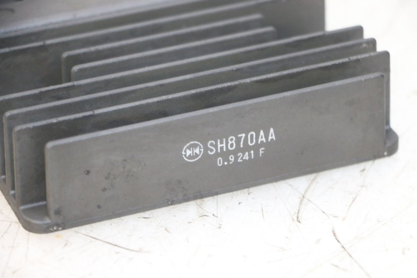 photo de LAADREGELAAR PIAGGIO MP3 HPE 300 (2019 - 2026) - Detail van het onderdeel