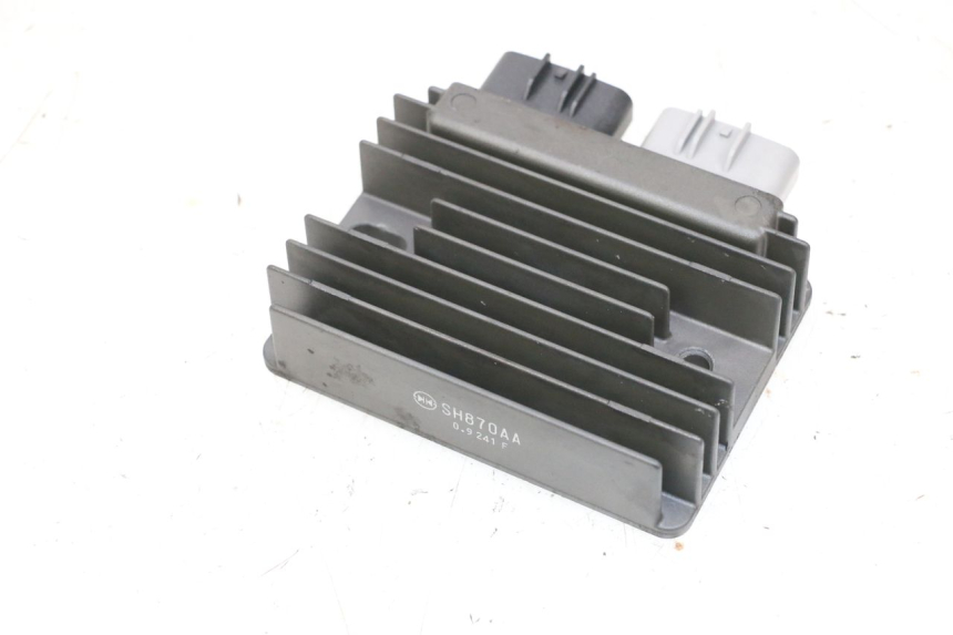 photo de LAADREGELAAR PIAGGIO MP3 HPE 300 (2019 - 2026) - Technische close-up