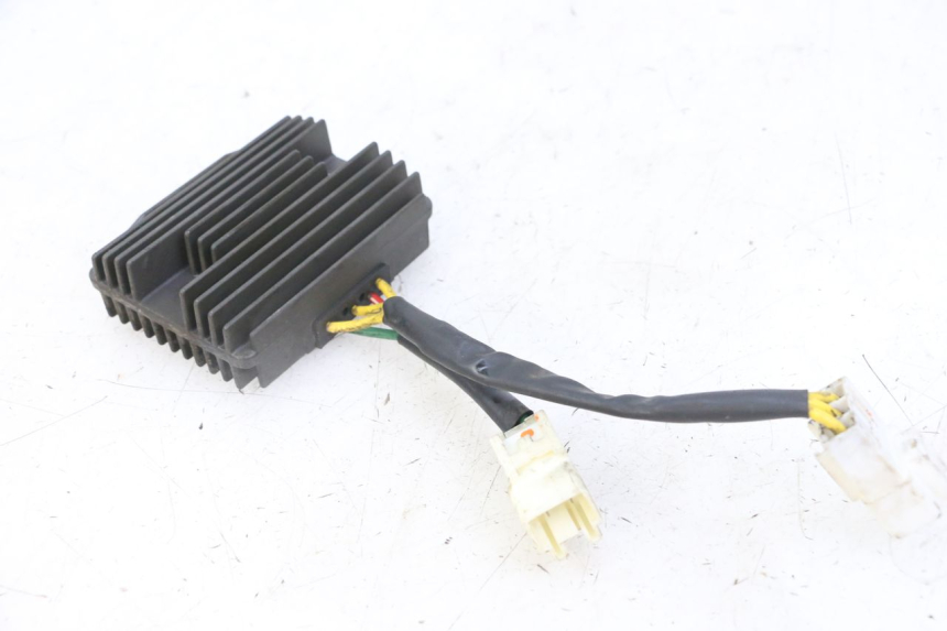 photo de LAADREGELAAR PIAGGIO MP3 LT 300 (2010 - 2016) - Detail van het onderdeel