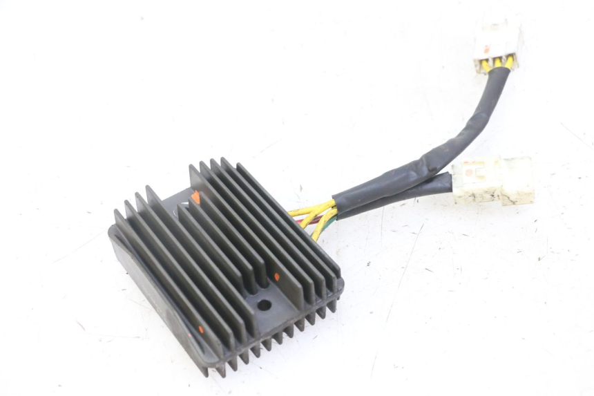 photo de LAADREGELAAR PIAGGIO MP3 LT 300 (2010 - 2016) - Staat van het oppervlak