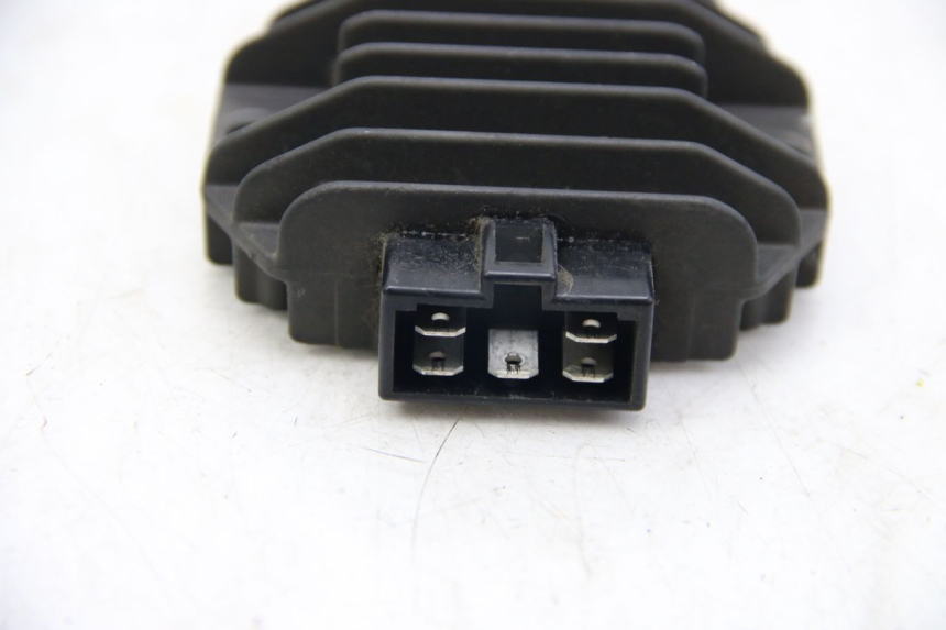 photo de LAADREGELAAR PIAGGIO MP3 125 (2006 - 2014) - Detail van het onderdeel