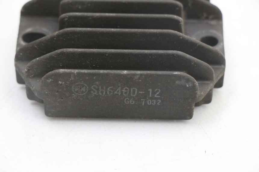 photo de LAADREGELAAR PIAGGIO MP3 125 (2006 - 2014) - Andere kijkhoek