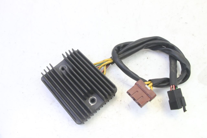 photo de LAADREGELAAR PIAGGIO MP3 RL 250 (2006 - 2010) - Hoofdaanzicht