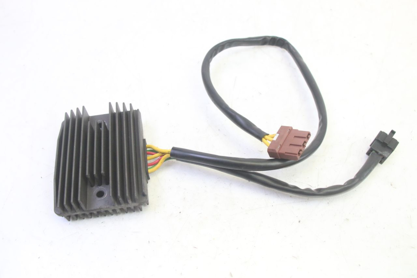 photo de LAADREGELAAR PIAGGIO MP3 RL 250 (2006 - 2010) - Zoom op gebruiksstaat