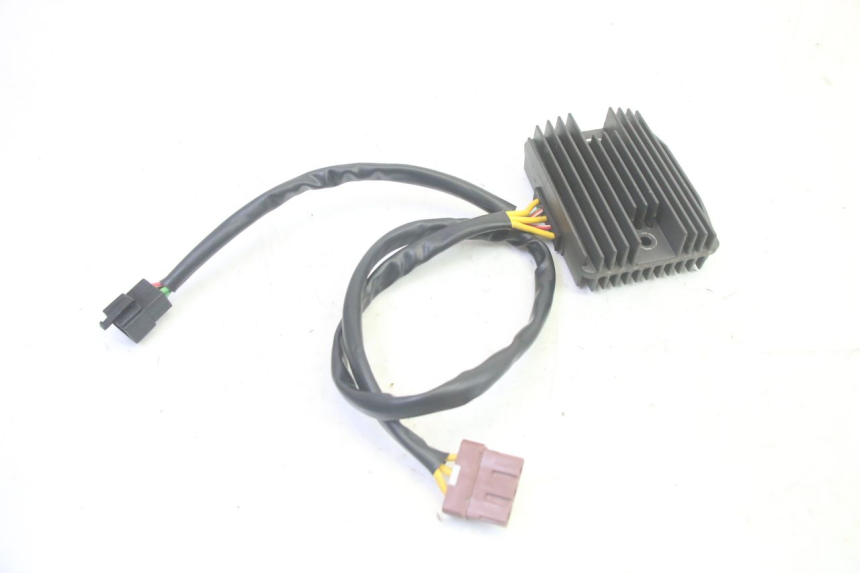 photo de LAADREGELAAR PIAGGIO MP3 RL 250 (2006 - 2010) - Zoom op gebruiksstaat