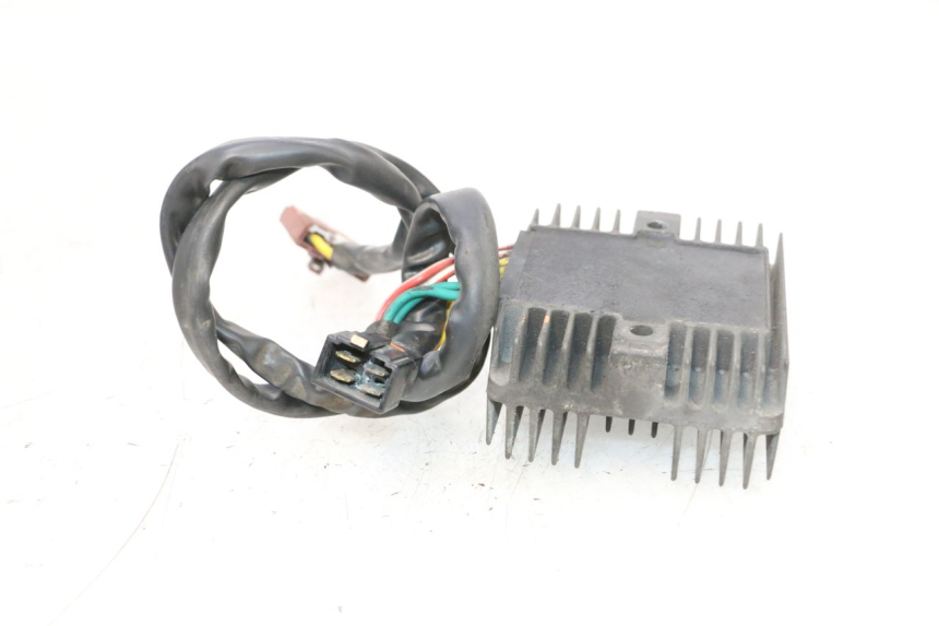 photo de LAADREGELAAR PIAGGIO MP3 RL 250 (2006 - 2010) - Andere kijkhoek