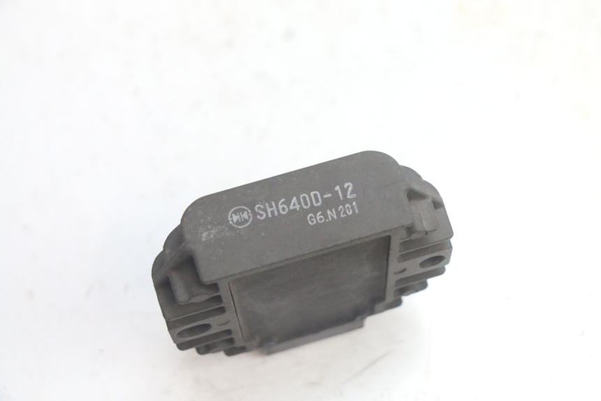 photo de LAADREGELAAR PIAGGIO MP3 125 (2006 - 2014) - Andere kijkhoek