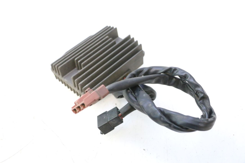 photo de LAADREGELAAR PIAGGIO MP3 500 (2011 - 2015) - Detail van het onderdeel