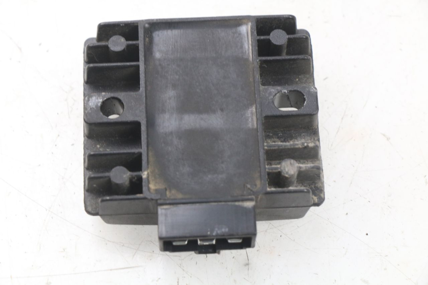 photo de LAADREGELAAR MBK MW TRYPTIK 125 (2017 - 2022) - Detail van het onderdeel