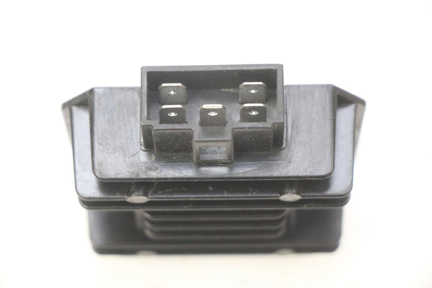 photo de LAADREGELAAR YAMAHA N-MAX NMAX 125 (2017 - 2020) - Detail van het onderdeel