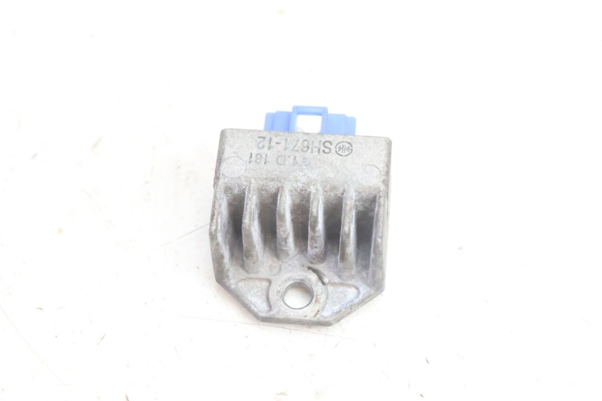 photo de LAADREGELAAR YAMAHA NEO'S NEOS 2T 50 (1998 - 2007) - Detail van het onderdeel