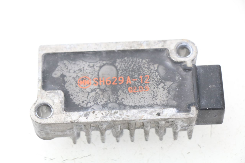 photo de LAADREGELAAR YAMAHA NEOS NEO'S 4T 50 (2008 - 2016) - Detail van het onderdeel