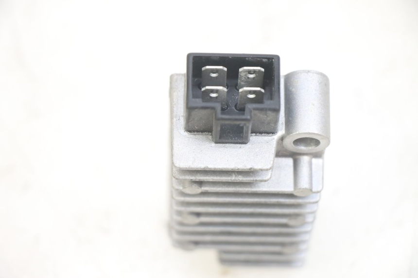 photo de LAADREGELAAR YAMAHA NEOS NEO'S 4T 50 (2008 - 2016) - Zoom op gebruiksstaat