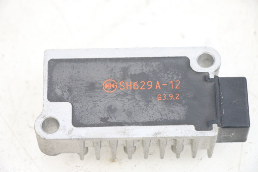 photo de LAADREGELAAR YAMAHA NEOS NEO'S 4T 50 (2008 - 2016) - Andere kijkhoek