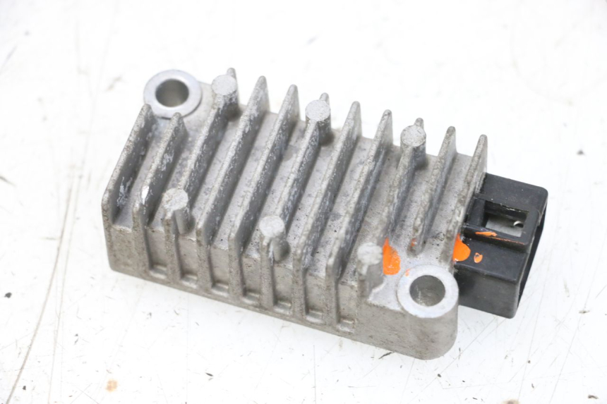 photo de LAADREGELAAR YAMAHA NEOS NEO'S 4T 50 (2008 - 2016) - Andere kijkhoek