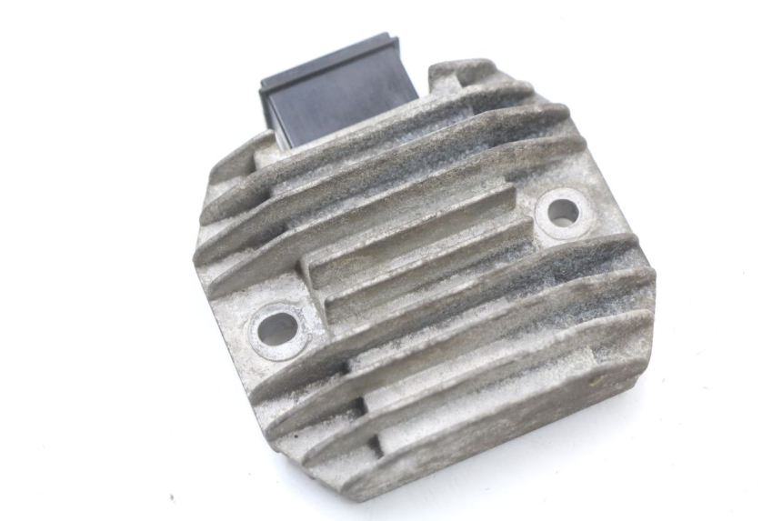 photo de LAADREGELAAR HONDA NHX LEAD 110 (2008 - 2010) - Detail van het onderdeel