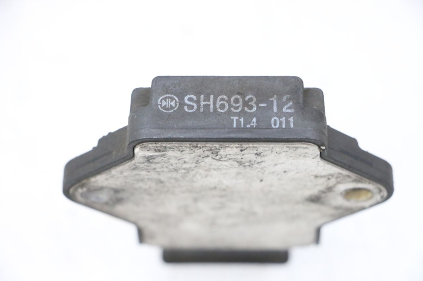 photo de LAADREGELAAR HONDA NSR R 125 (1994 - 2003) - Detail van het onderdeel