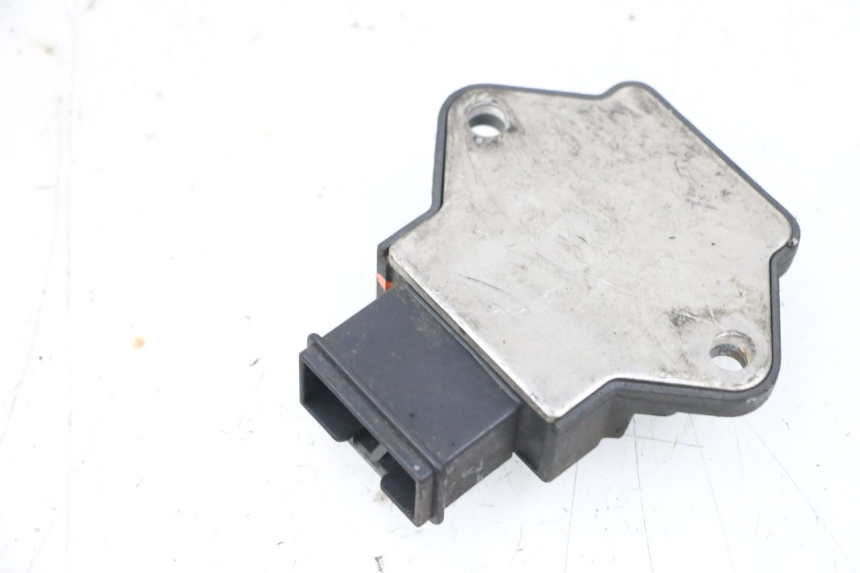 photo de LAADREGELAAR HONDA NSR R 125 (1994 - 2003) - Zoom op gebruiksstaat