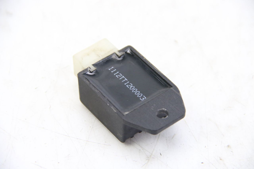 photo de LAADREGELAAR TNT MOTOR OTTO 2T 50 (2012 - 2018) - Technische close-up