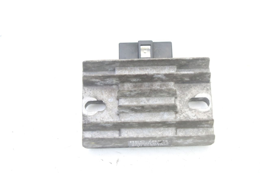 photo de LAADREGELAAR PIAGGIO VESPA GRANTURISMO 125 (2003 - 2007) - Detail van het onderdeel