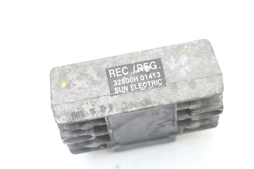 photo de LAADREGELAAR PIAGGIO VESPA GRANTURISMO 125 (2003 - 2007) - Technische close-up