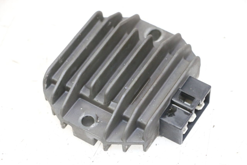 photo de LAADREGELAAR PIAGGIO VESPA GRANTURISMO 200 (2004 - 2005) - Hoofdaanzicht