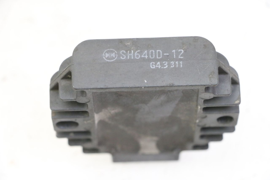 photo de LAADREGELAAR PIAGGIO VESPA GRANTURISMO 200 (2004 - 2005) - Zoom op gebruiksstaat