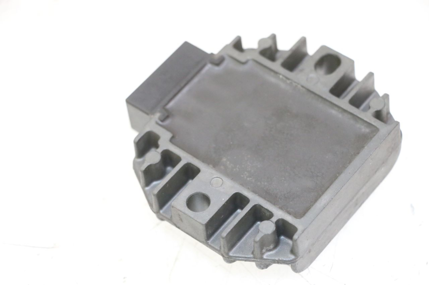 photo de LAADREGELAAR PIAGGIO VESPA LX 150 (2005 - 2013) - Detail van het onderdeel