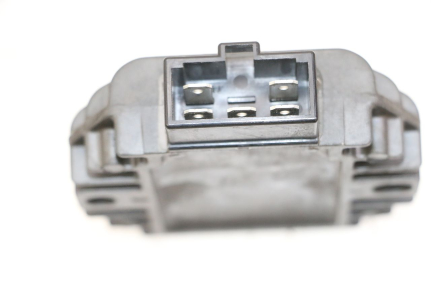 photo de LAADREGELAAR PIAGGIO VESPA LX 150 (2005 - 2013) - Zoom op gebruiksstaat