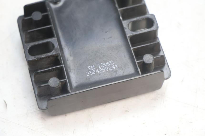 photo de LAADREGELAAR JM MOTORS R-MAX TECH 50 (2024 - 2026) - Zoom op gebruiksstaat