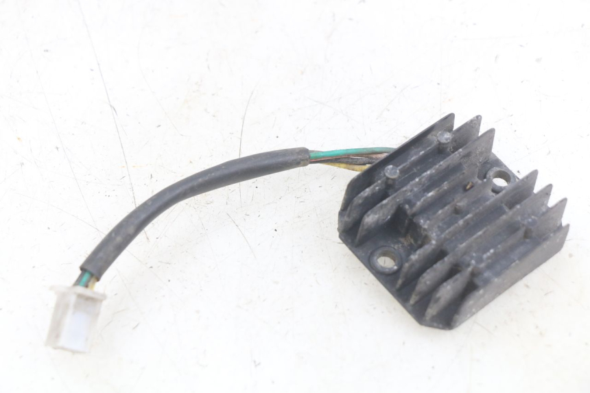 photo de LAADREGELAAR YAMASAKI ROADSTER 50 (2013 - 2018) - Hoofdaanzicht