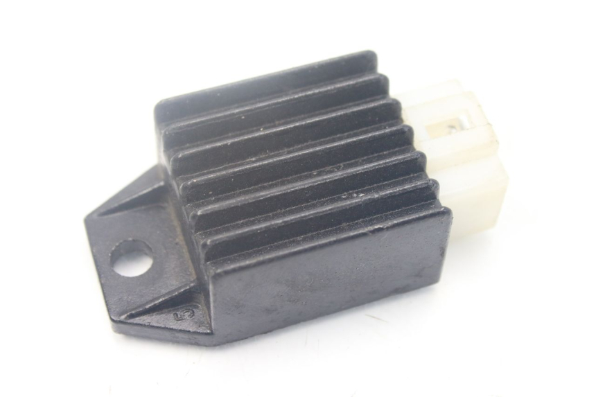 photo de LAADREGELAAR JM MOTORS SANTANA 50 (2014 - 2023) - Technische close-up