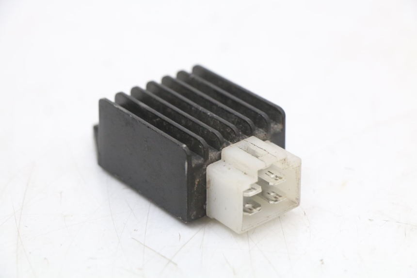 photo de LAADREGELAAR JM MOTORS SANTANA 50 (2014 - 2023) - Detail van het onderdeel