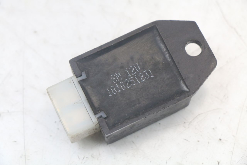 photo de LAADREGELAAR JM MOTORS SANTANA 50 (2014 - 2023) - Andere kijkhoek