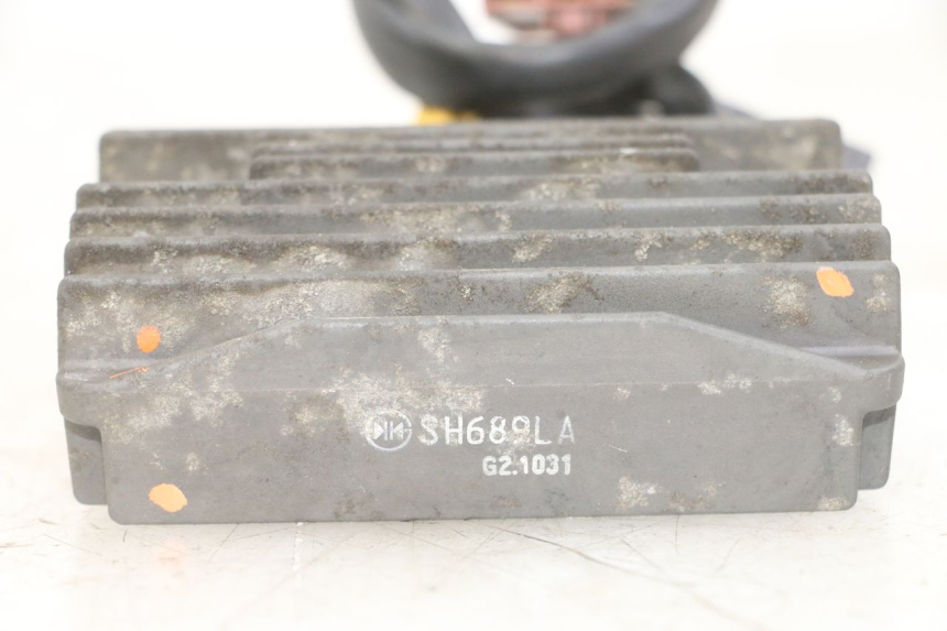 photo de LAADREGELAAR PEUGEOT SATELIS 125 (2013 - 2018) - Detail van het onderdeel