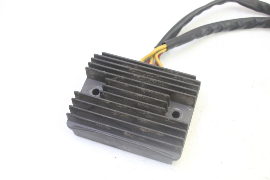 photo de LAADREGELAAR PEUGEOT SATELIS 125 (2013 - 2018) - Detail van het onderdeel