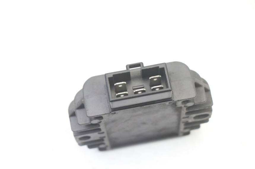 photo de LAADREGELAAR APRILIA SCARABEO GT TOURING 125 (1999 - 2005) - Zoom op gebruiksstaat