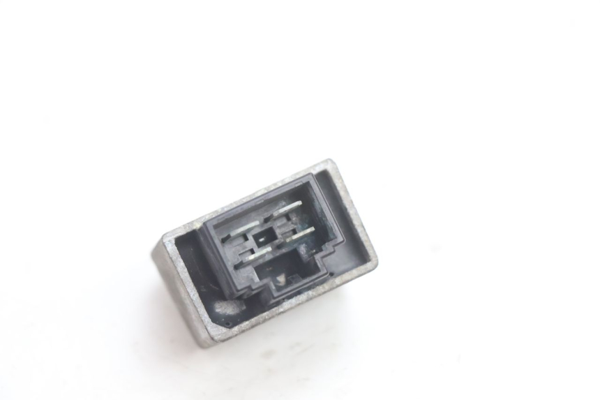 photo de LAADREGELAAR PEUGEOT SPEEDFIGHT LC 50 (1996 - 2002) - Zoom op gebruiksstaat